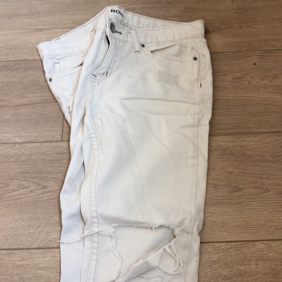 BDG cream jeans - Picture 2 of 3